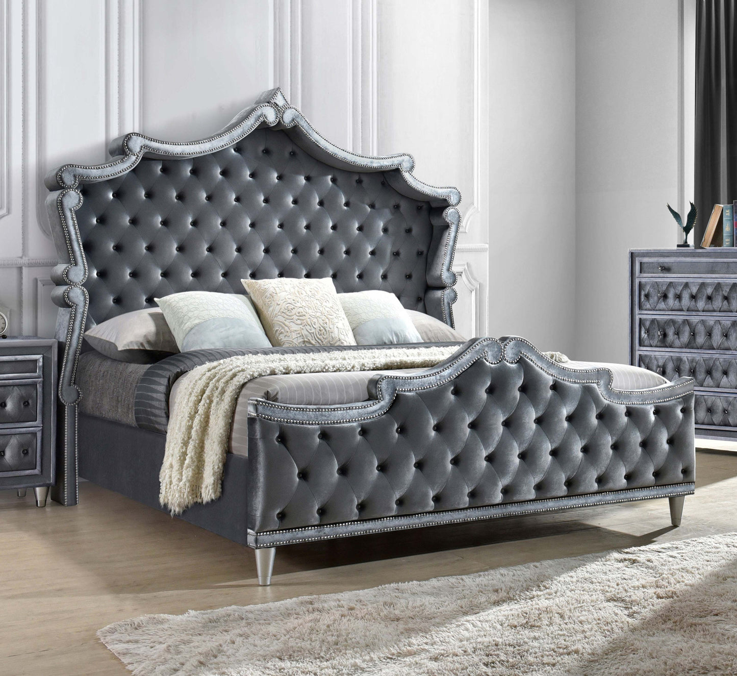 Antonella Upholstered Eastern King Panel Bed Grey